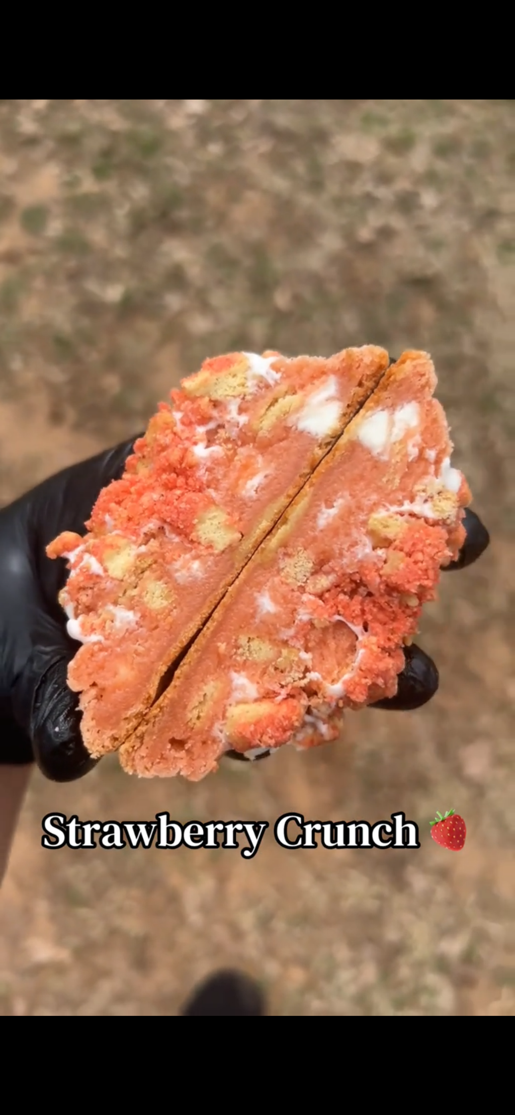 Strawberry Crunch Cookie￼